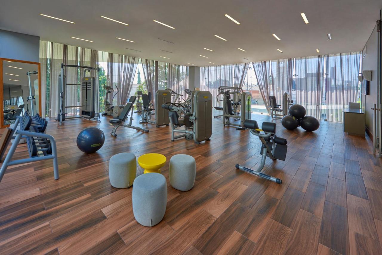 Park Life Guadalajara Aparthotel Ngoại thất bức ảnh