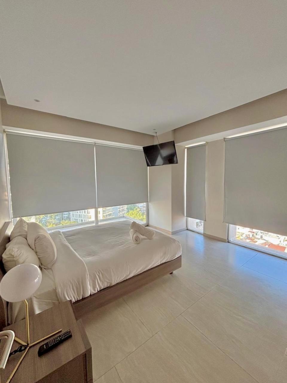Park Life Guadalajara Aparthotel Ngoại thất bức ảnh