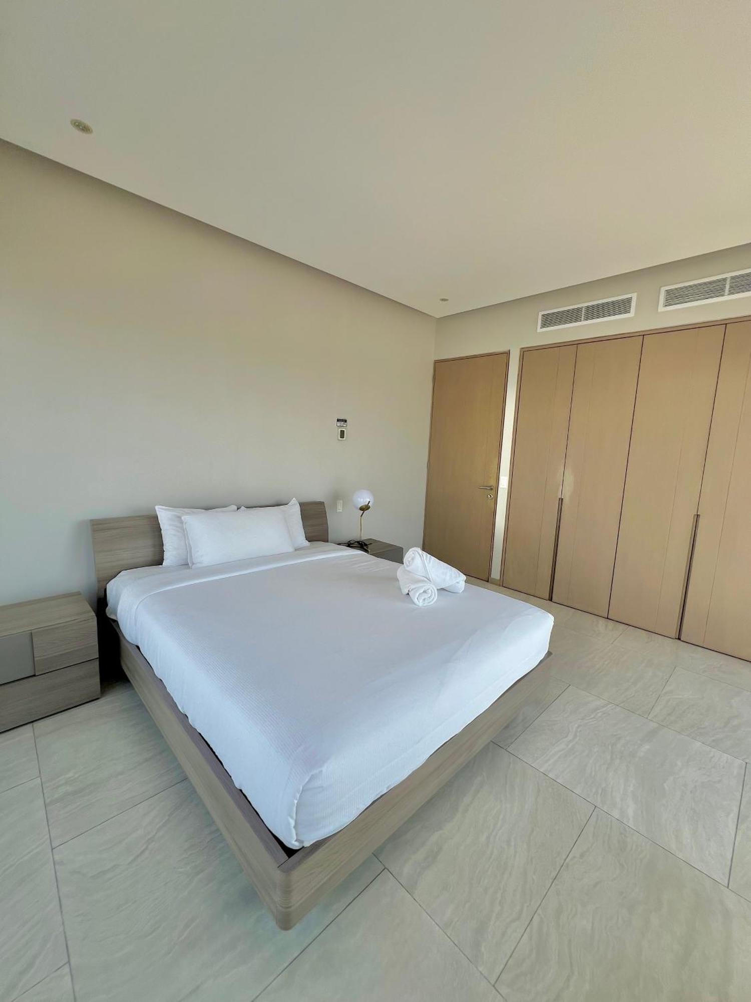 Park Life Guadalajara Aparthotel Ngoại thất bức ảnh