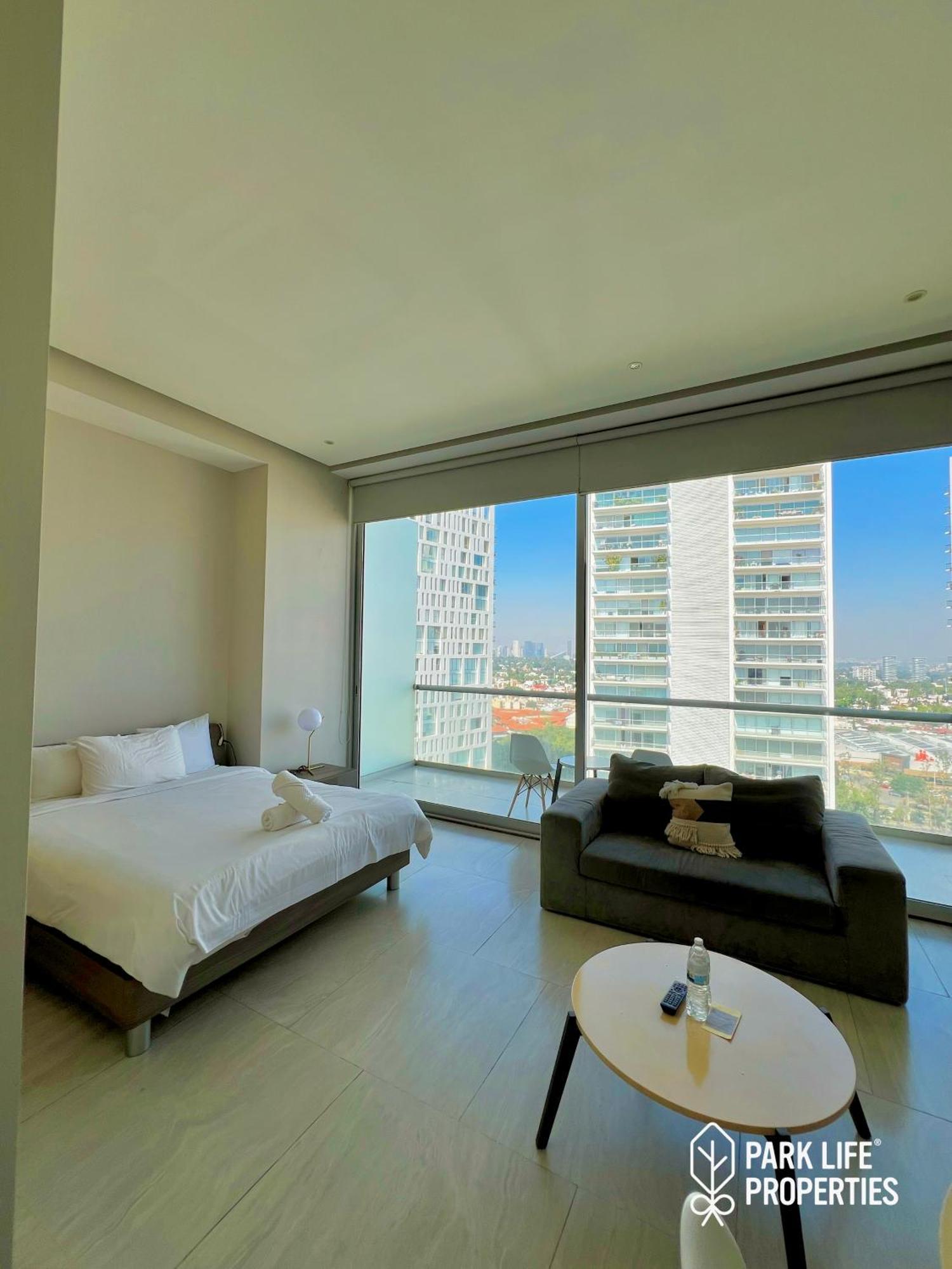 Park Life Guadalajara Aparthotel Ngoại thất bức ảnh